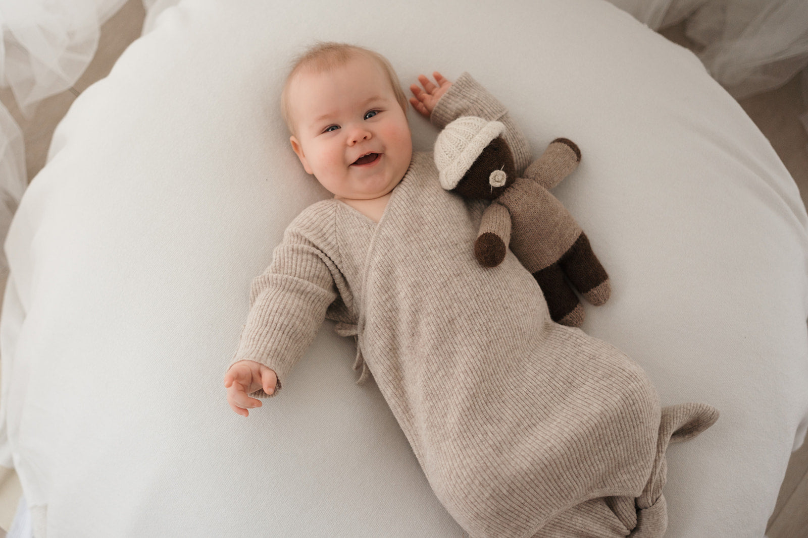 Hazel Knyttet Babypysj - Beige Melange